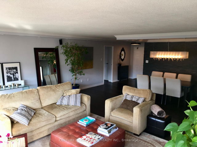 #15D - 256 Jarvis Street