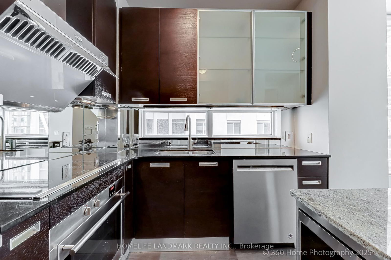 Condo for sale at 2801-21 Balmuto Street, Toronto, Bay Street Corridor, M4Y 1W4 - MLS: C12174819