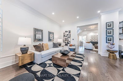 245 Ranleigh Ave, Toronto - Lawrence Park North image-0-3
