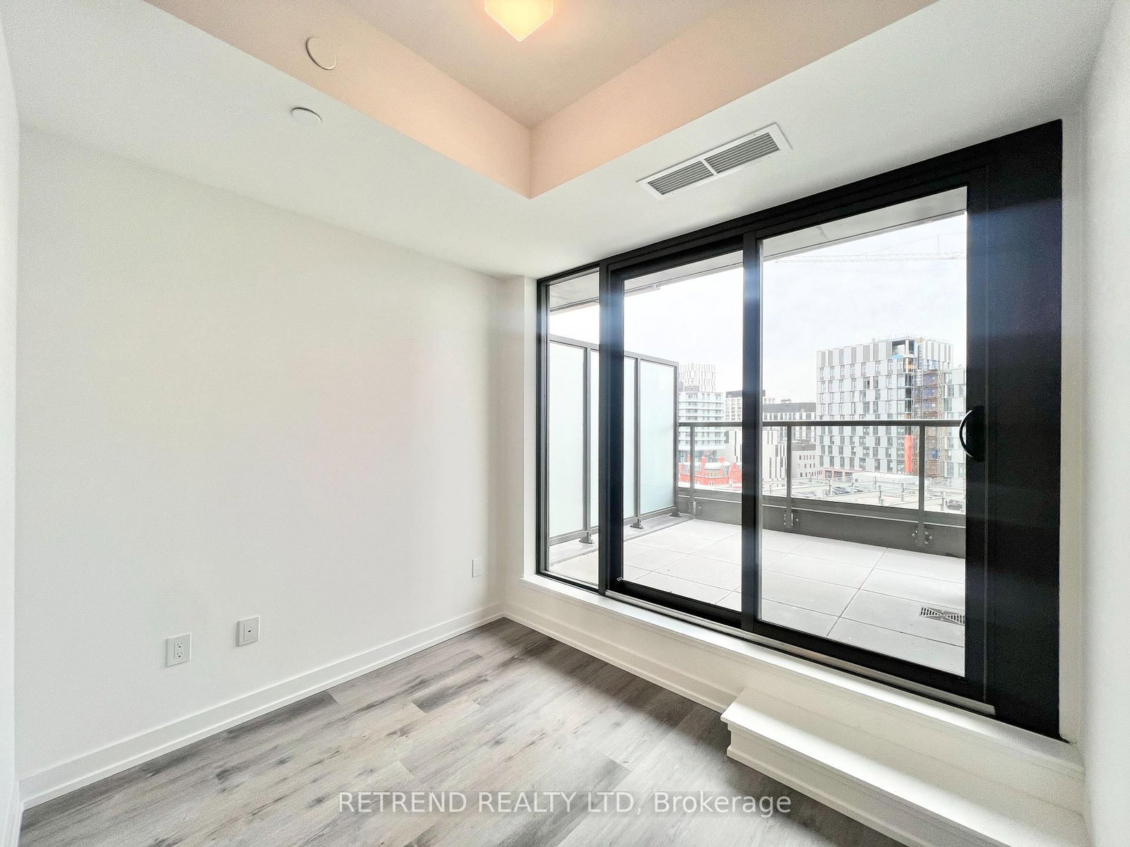 28 Eastern Avenue, Unit 815 - Photo 7