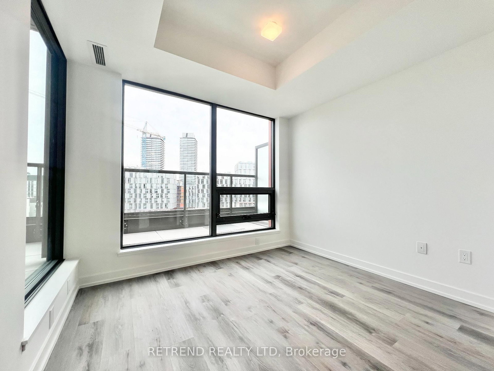 28 Eastern Avenue, Unit 815 - Photo 9