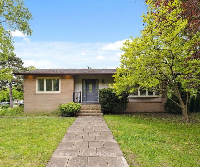 116 Plateau Crescent