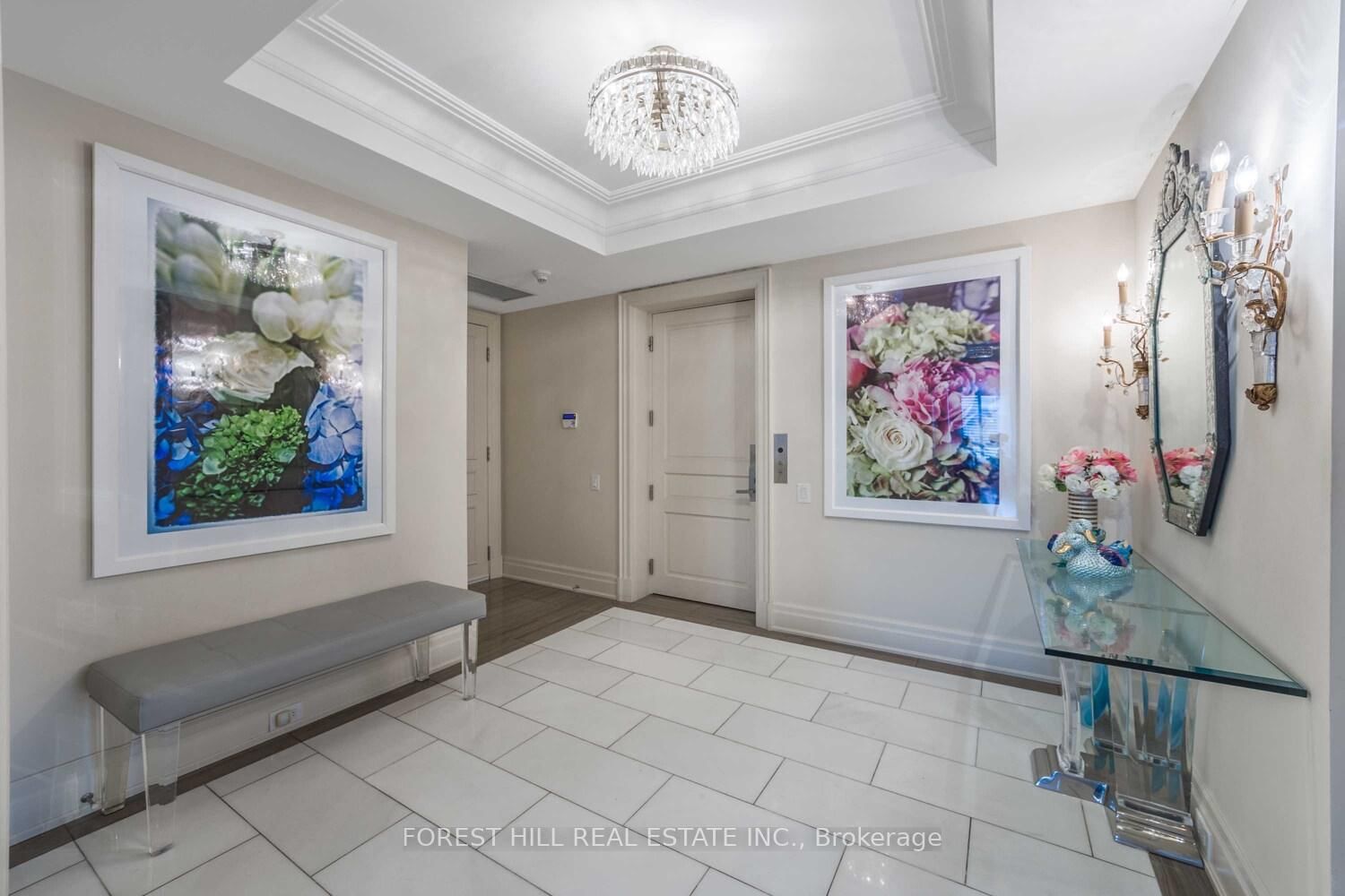 Condo for sale at 802-155 St Clair Avenue, Toronto, Casa Loma, M4V 0A1 - MLS: C12175023