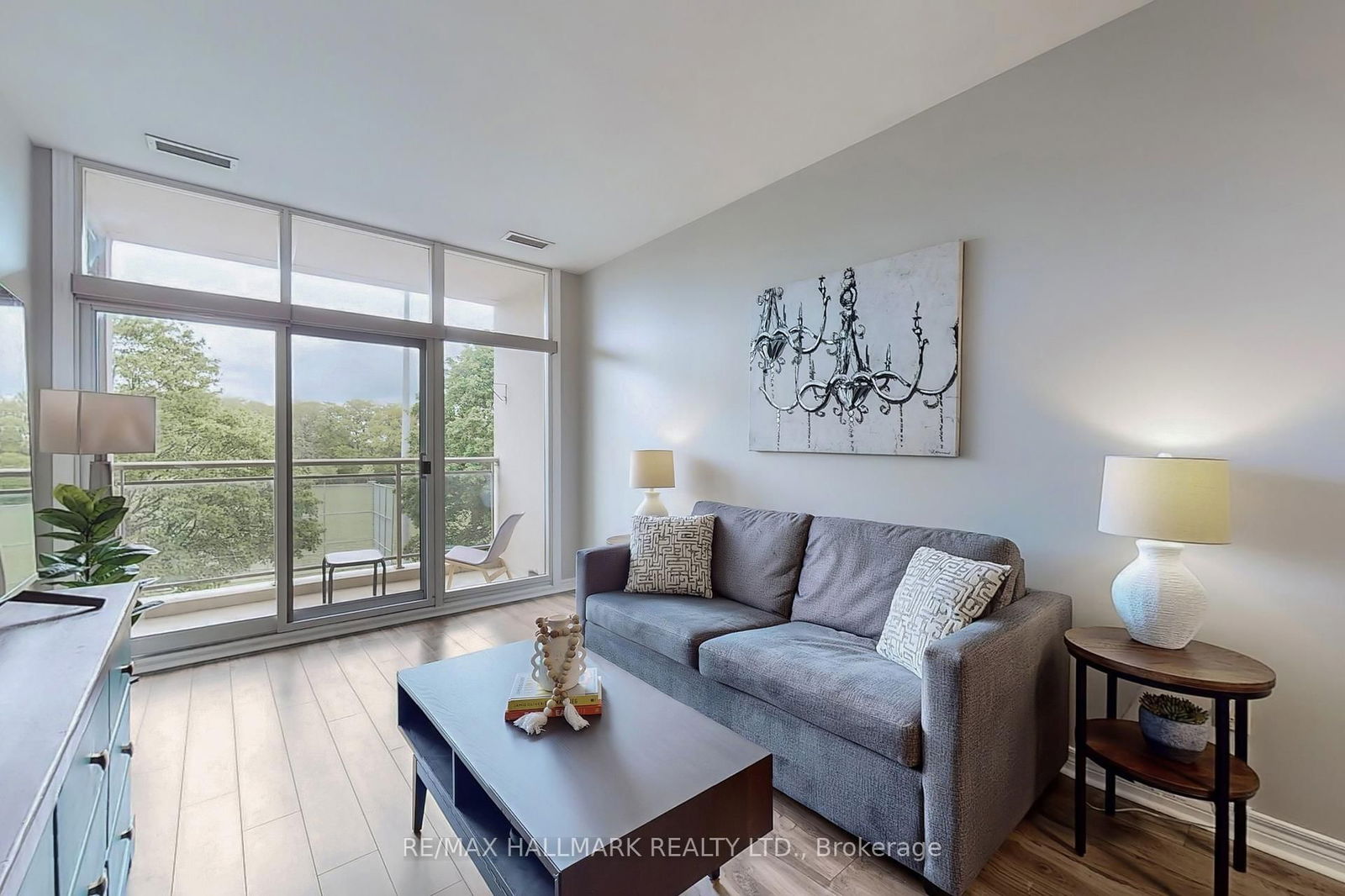 Condo for sale at 219-1 Leaside Park Drive, Toronto, Thorncliffe Park, M4H 1R1 - MLS: C12175049