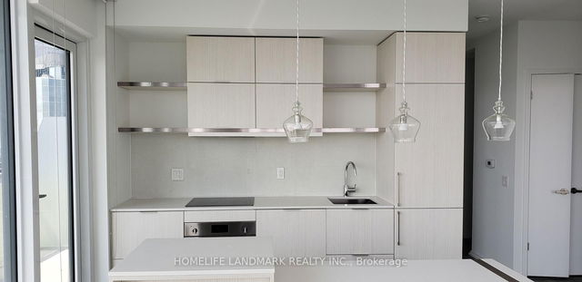 3805 - 197 Yonge Street