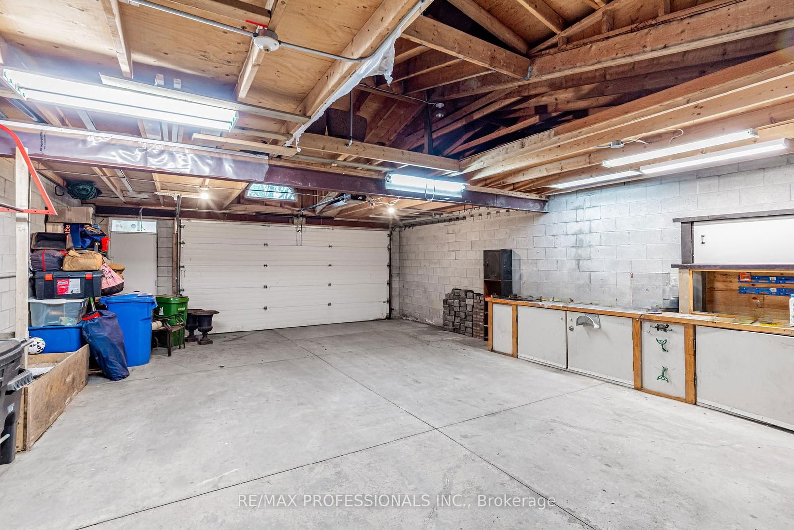 Detached House for sale at 999 Dufferin Street, Toronto, Dufferin Grove, M6H 4B2 - MLS: C12175851