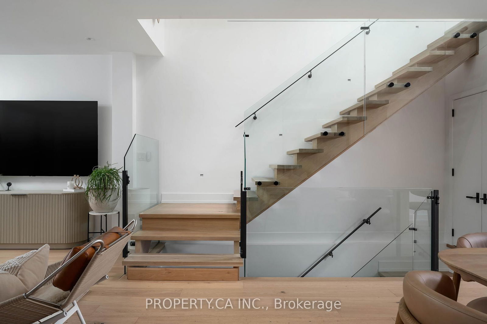 Detached House for sale at 268 Euclid Avenue, Toronto, Trinity-Bellwoods, M6J 2K2 - MLS: C12176179