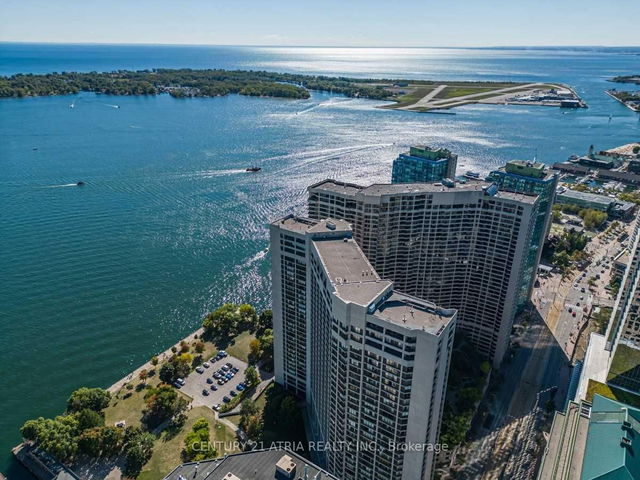 1401 - 65 Harbour Square