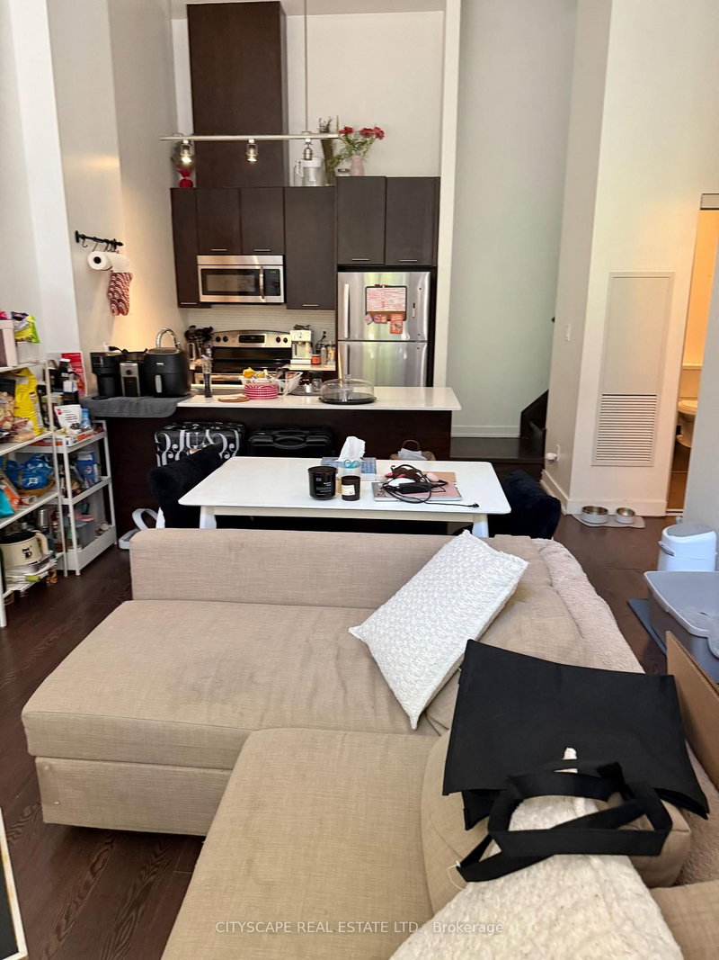 Th3 - 20 Bruyeres Mews, Toronto, M5V 0G7 | Image 3