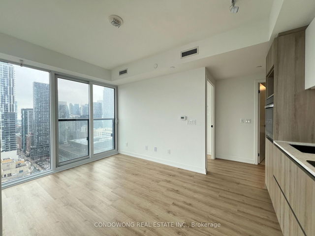 2815 - 319 Jarvis Street
