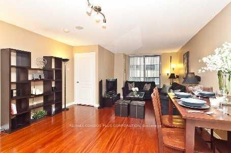 501 - 801 Bay Street