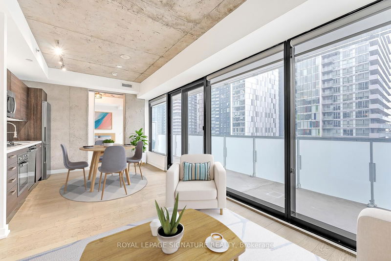 Unit 2201 — 11 Charlotte St, Toronto - Waterfront Communities C1 image-0-0
