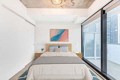 Unit 2201 — 11 Charlotte St, Toronto - Waterfront Communities C1 image-0-4