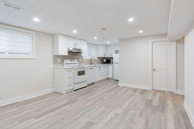 Bsmt - 39 Laurelcrest Avenue