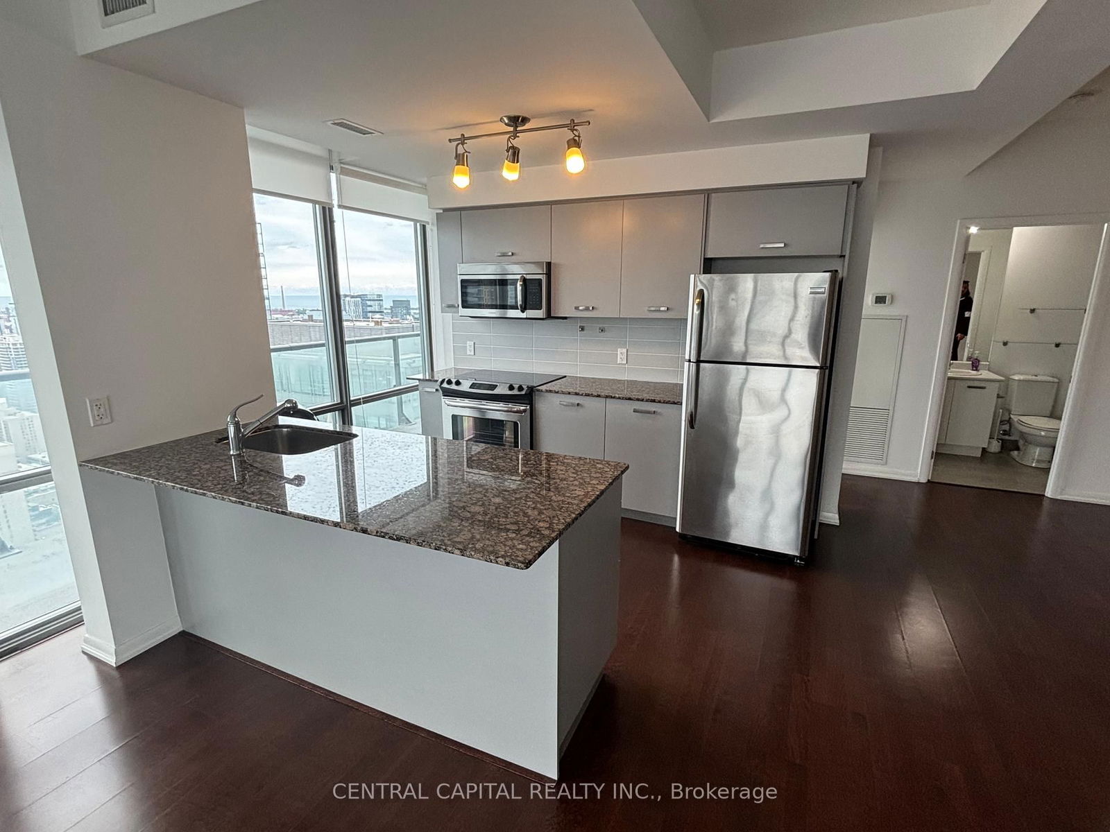 Condo for sale at 4805-832 Bay Street, Toronto, Bay Street Corridor, M5S 1Z6 - MLS: C12176422