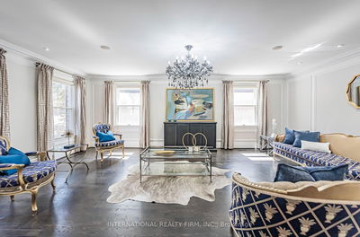 6 Penwood Cres, Toronto - Banbury-Don Mills image-0-3