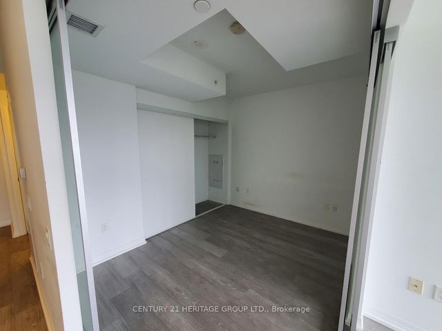 2101 - 251 Jarvis Street