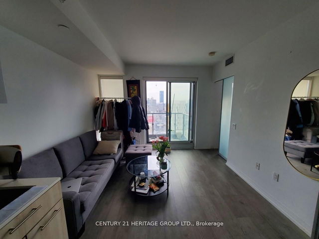 3509 - 251 Jarvis Street