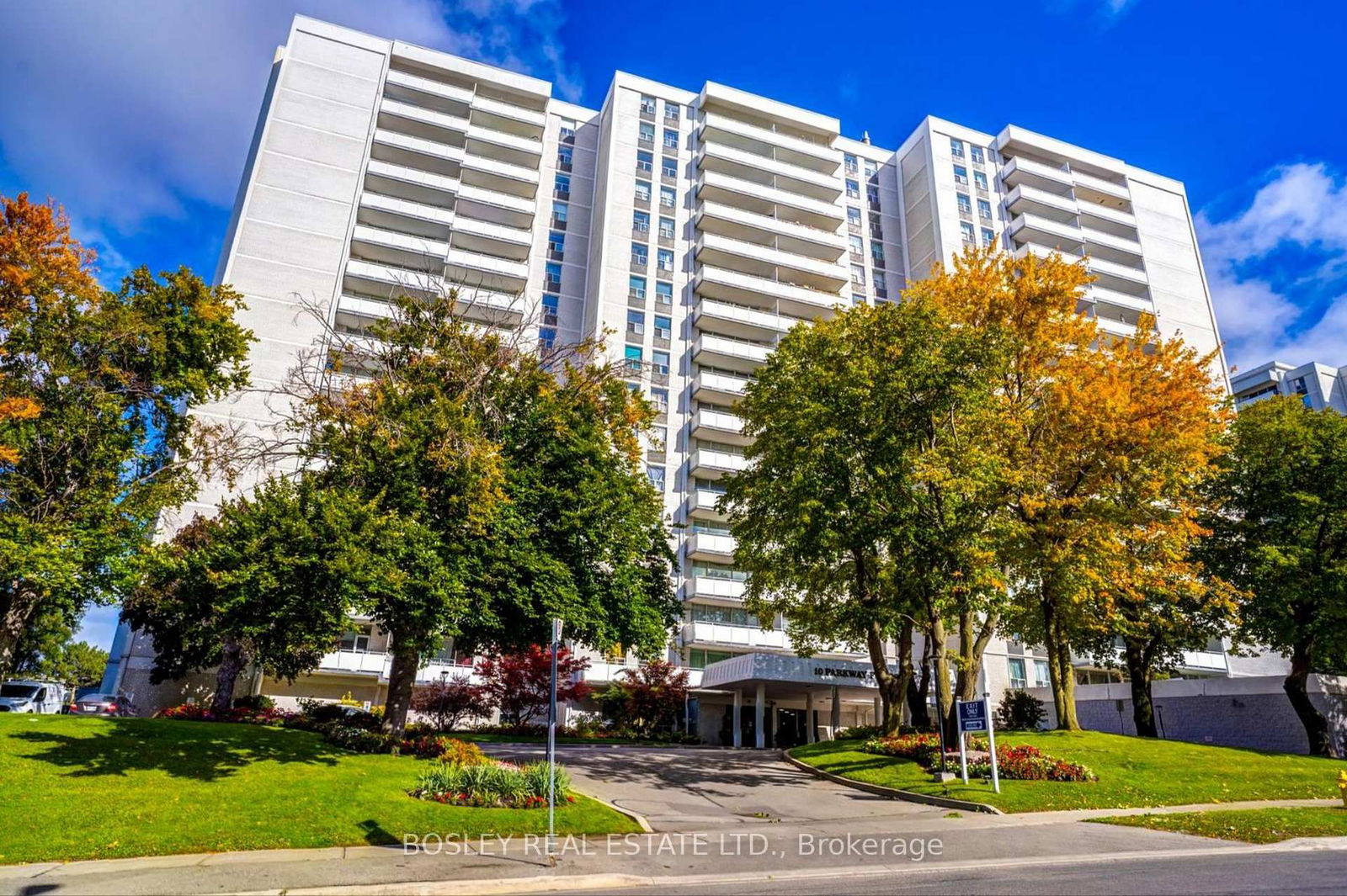 Condo for sale at 111-10 Parkway Forest Drive, Toronto, Henry Farm, M2J 1L3 - MLS: C12176648