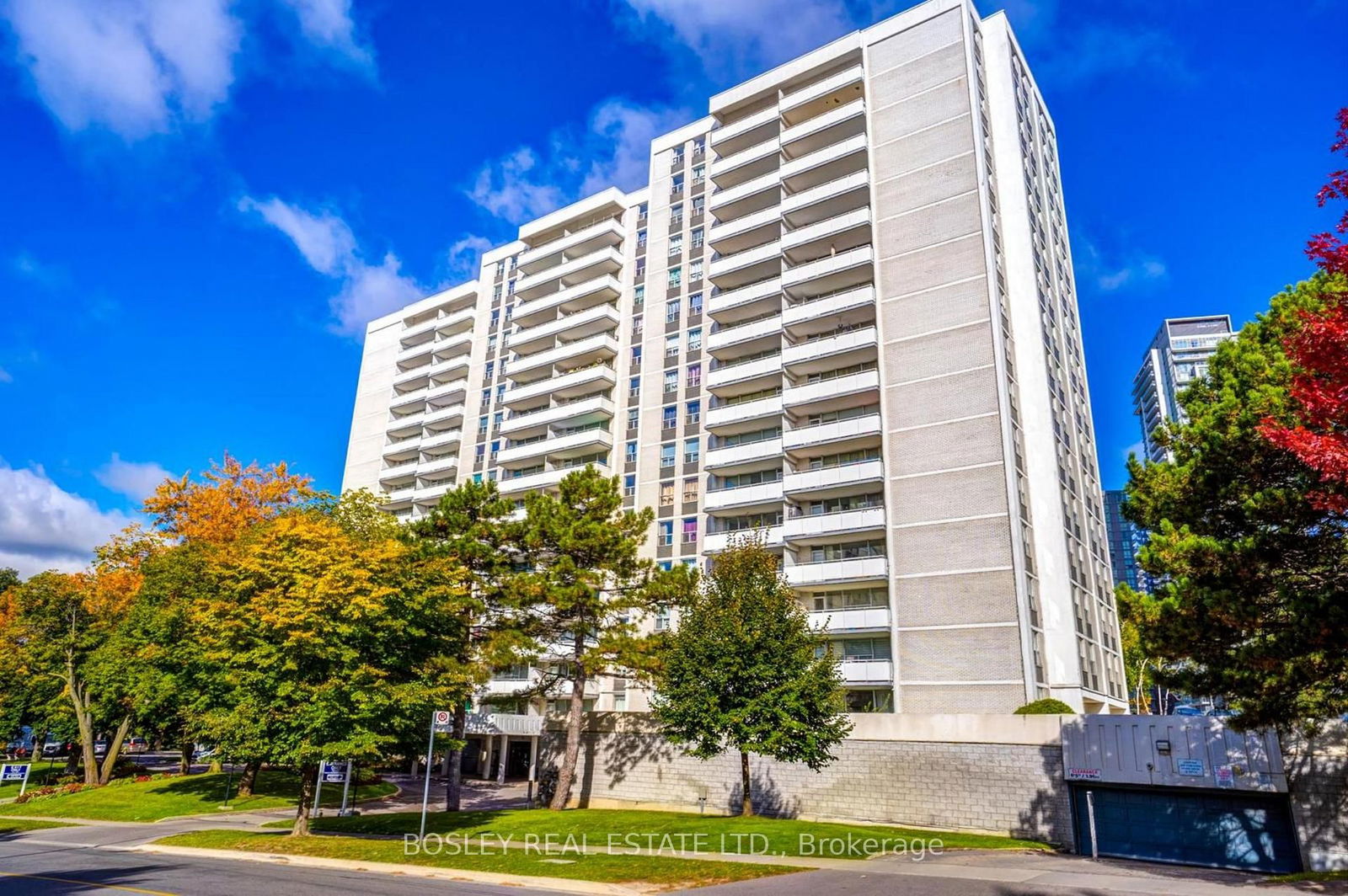 Condo for sale at 111-10 Parkway Forest Drive, Toronto, Henry Farm, M2J 1L3 - MLS: C12176648