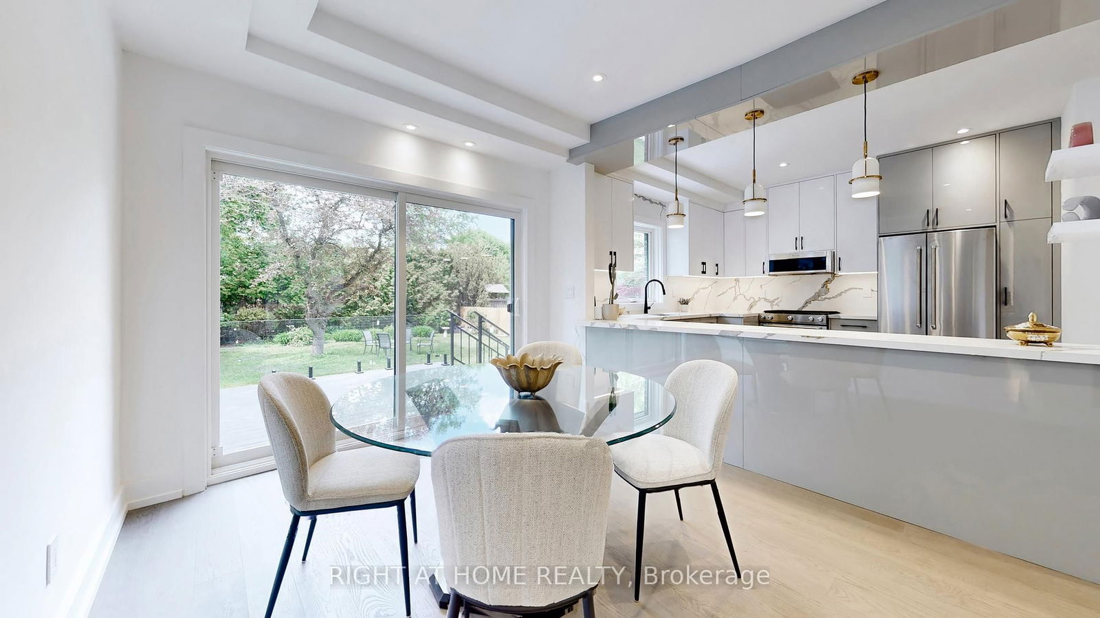 Detached House for sale at 136 Santa Barbara Road, Toronto, Willowdale West, M2N 2C5 - MLS: C12176692