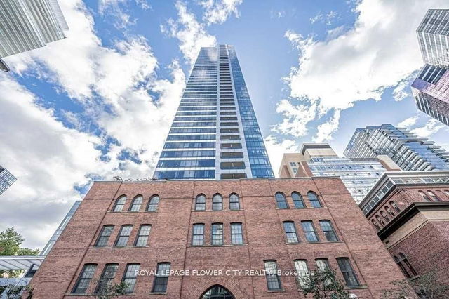 2103 - 5 St.joseph Street