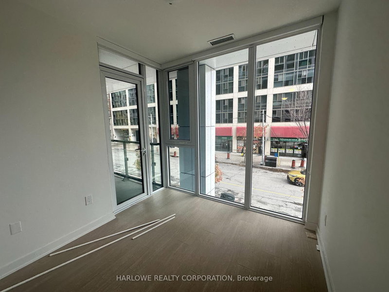 105 Se - 60 Princess St, Toronto, M5A 2C7 | Image 3