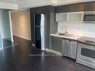 2606 - 386 Yonge Street
