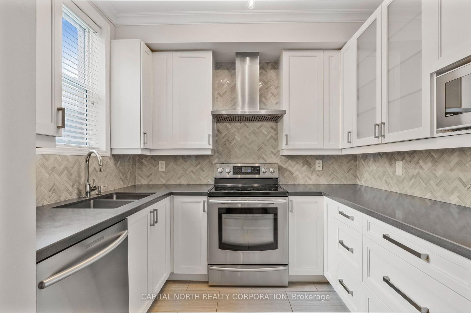 Townhouse for sale at 119-51 Halton Street, Toronto, Trinity-Bellwoods, M6J 1R5 - MLS: C12177335