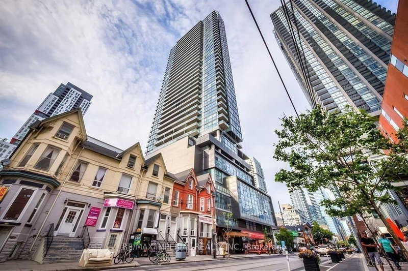 3903 - 290 Adelaide St W, Toronto, M5V 1P6 | Image 2