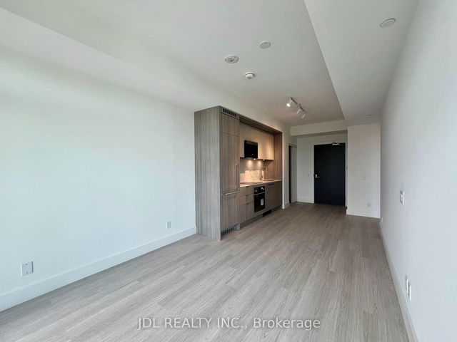 919 - 6 Greenbriar Road
