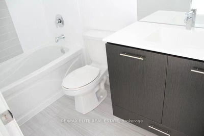 Unit 805 — 435 Richmond St, Toronto - Waterfront Communities C1 image-0-4