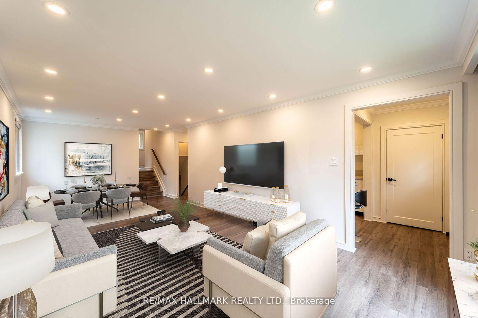Detached House for sale at 52 Drysdale Crescent, Toronto, Hillcrest Village, M2H 1M8 - MLS: C12177658