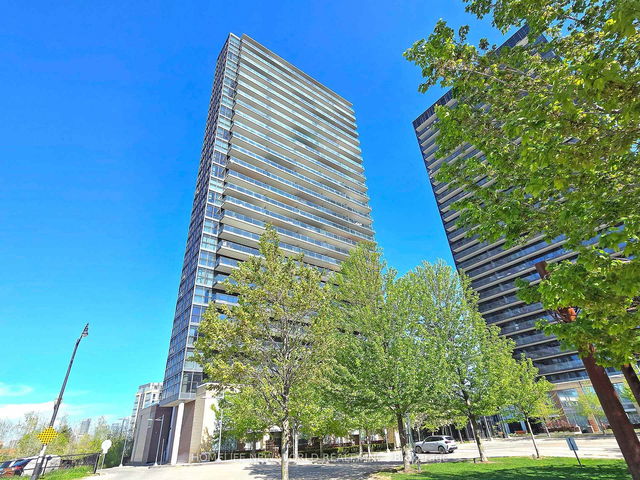 707 - 33 Singer Court