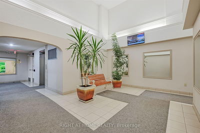 Unit 125 — 4005 Don Mills Rd, Toronto - Hillcrest Village image-0-2