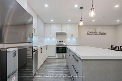 Unit 125 — 4005 Don Mills Rd, Toronto - Hillcrest Village image-0-4