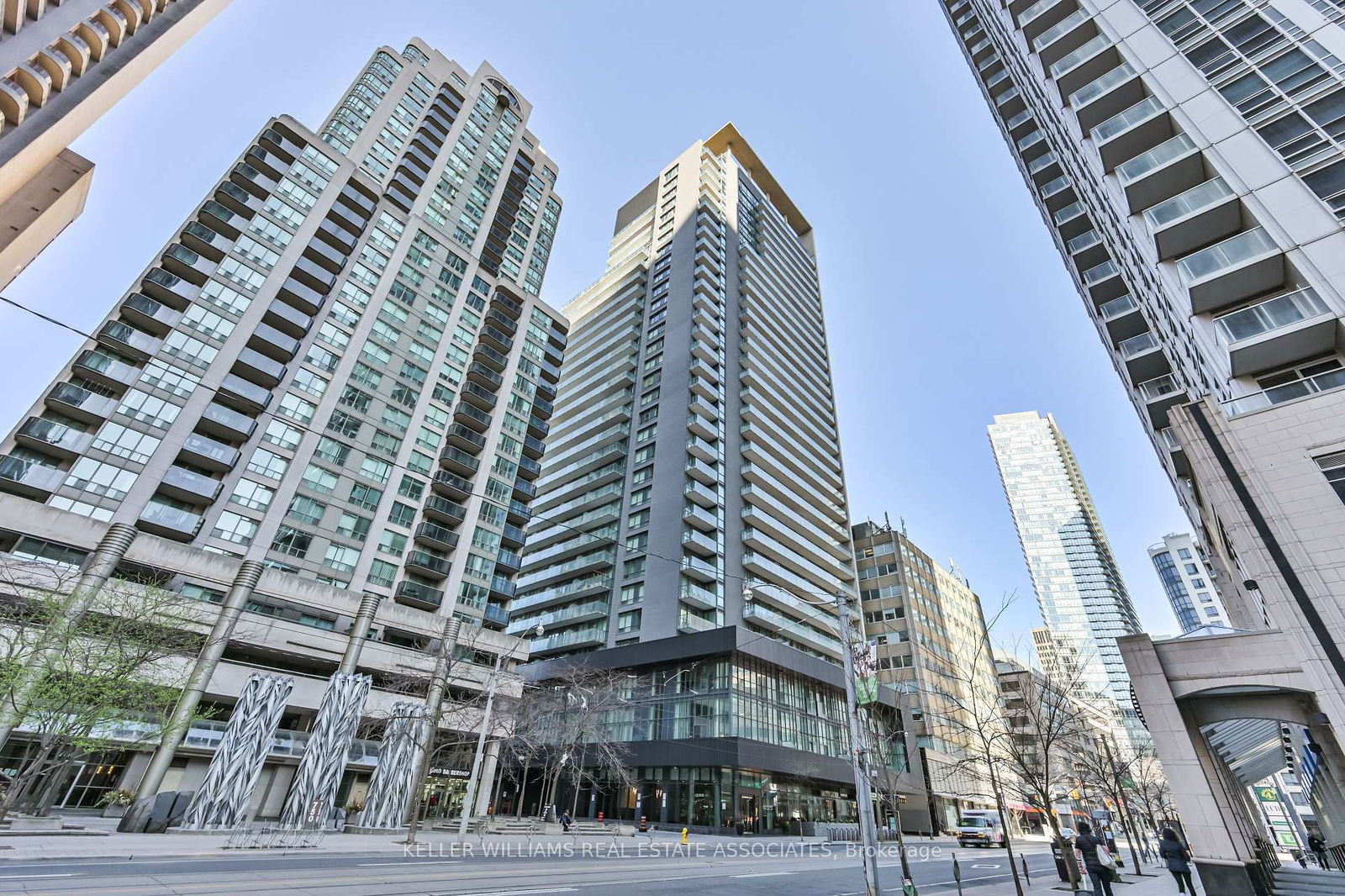 Condo for sale at PH201-770 Bay Street, Toronto, Bay Street Corridor, M5G 0A6 - MLS: C12178081