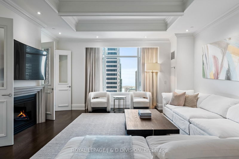 Unit 3805 — 311 Bay St, Toronto - Bay Street Corridor image-0-0