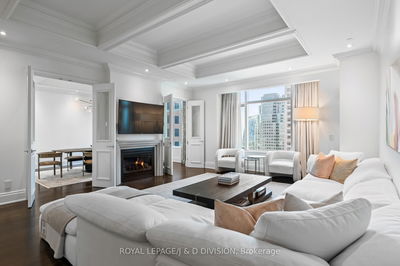 Unit 3805 — 311 Bay St, Toronto - Bay Street Corridor image-0-2