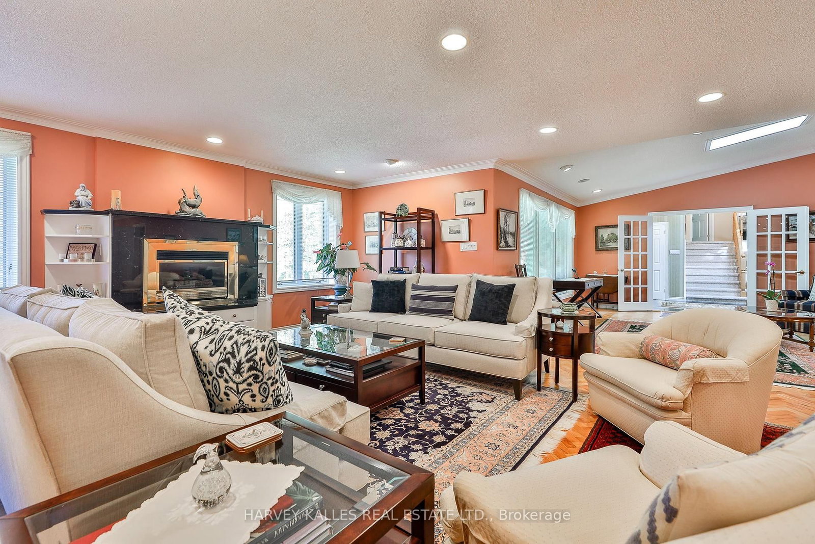 Listing Image 7