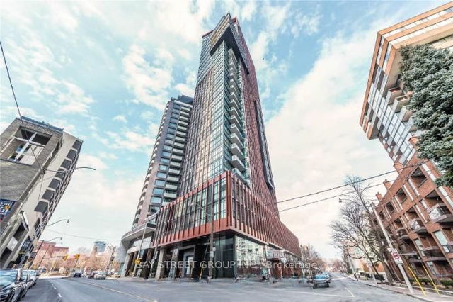 1201 - 32 Davenport Road