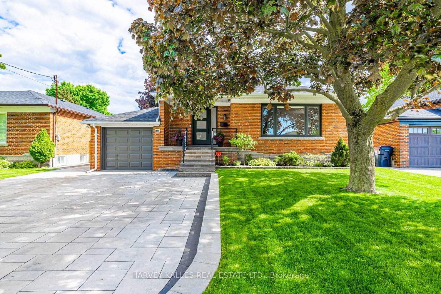 Detached House sold at 59 Acton Avenue, Toronto, Bathurst Manor, M3H 4G9 - MLS: C12178446