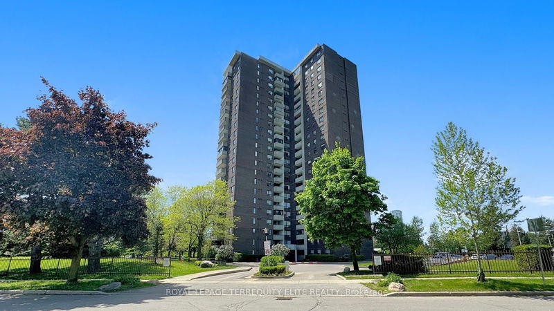home for sale on 1810-10 Muirhead Road