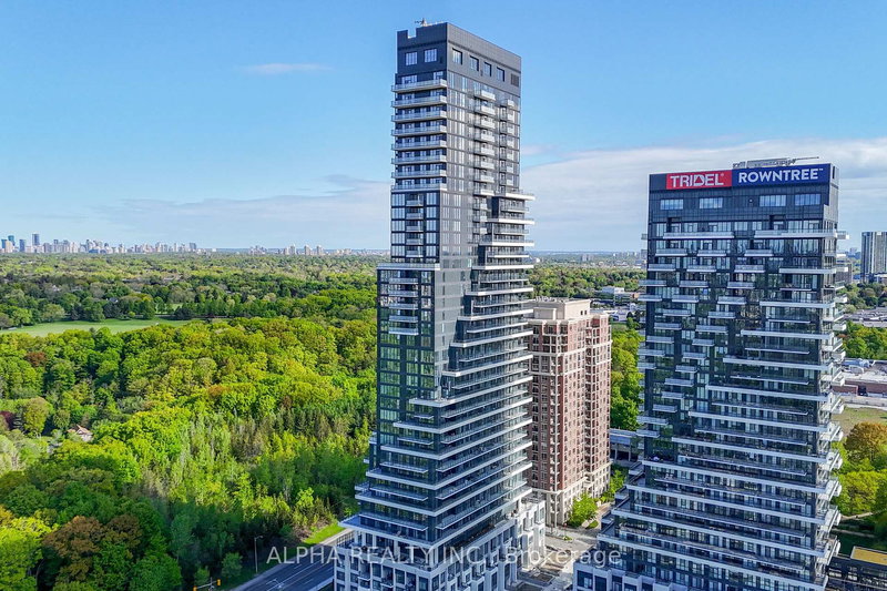 709 - 10 Inn On The Park Dr, Toronto, M3C 0P9 | Image 2