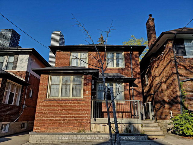 11 Maxwell Avenue