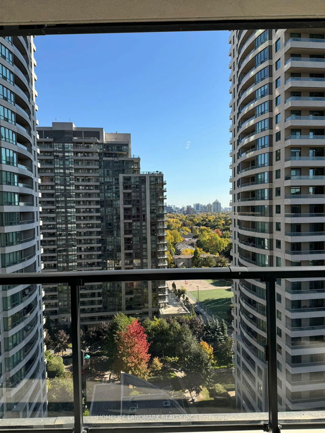 1201 - 4955 Yonge Street