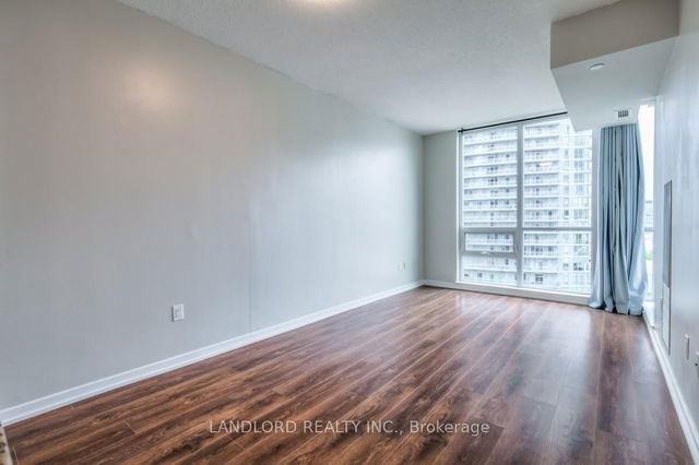 912 - 62 Forest Manor Road