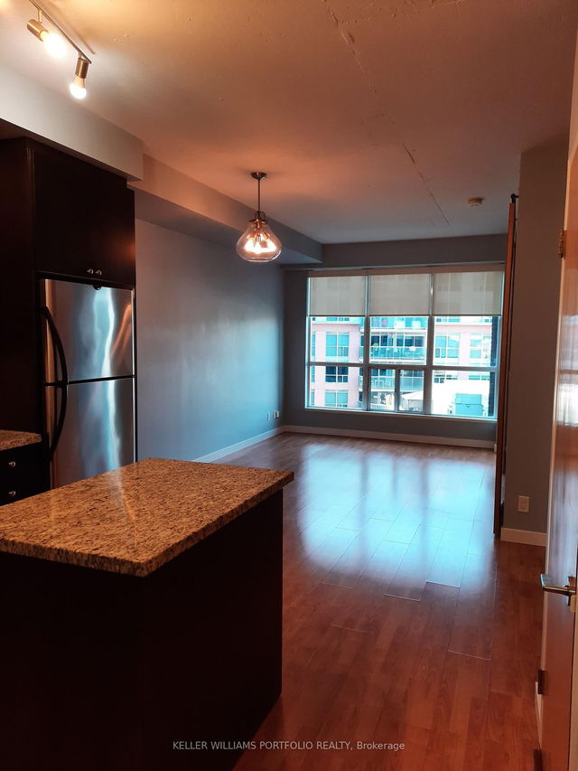 606 - 1 Shaw Street