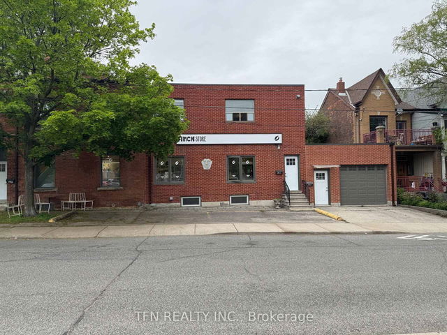 A - 42 Dewson Street