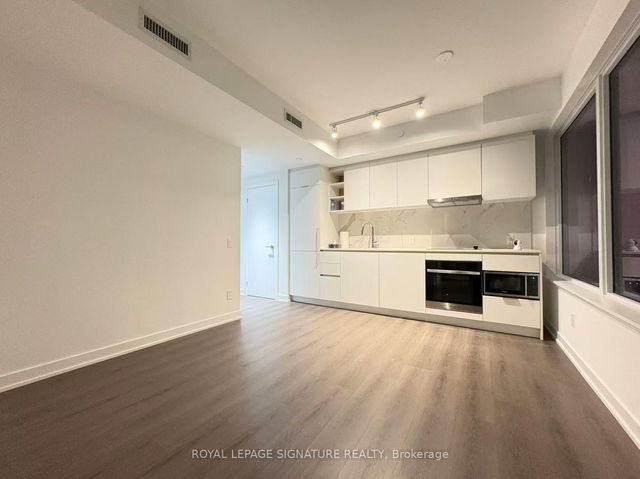 1515 - 8 Wellesley Street